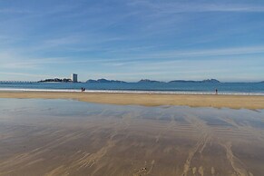 Beautiful Touristic Apartment in Front of the Beach Samil 55 2nd Floor