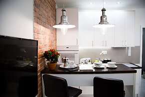 Warsaw Concierge Modern Studio