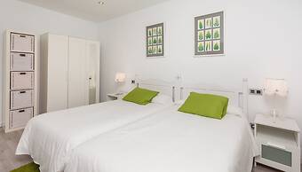 Mafloras Luxury Beach Apartment