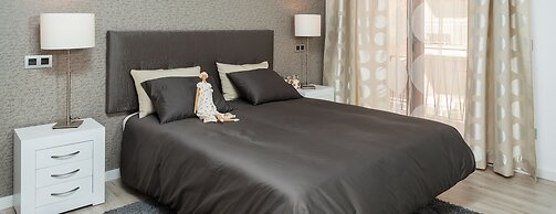 Mafloras Luxury Beach Apartment