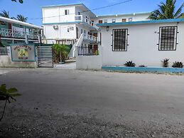 Rachel Land Apartment Suites