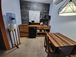 Rachel Land Apartment Suites