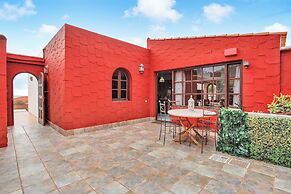 Villa With sea View and Pool