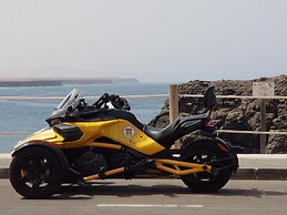 Villa With sea View and Pool