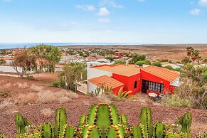 Villa With sea View and Pool