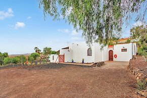 Villa With sea View and Pool