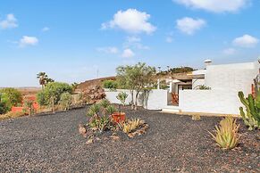 Villa With sea View and Pool