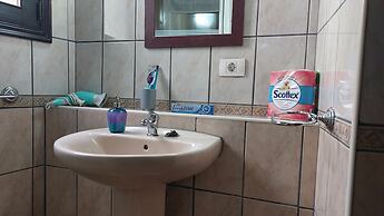 Small Studio 15m for Young People With sea View