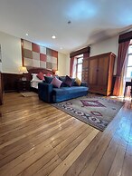 Pepe's House Cuenca Hotel & Hostel