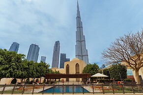Maison Privee - Tasteful Apt cls to Burj Khalifa & Dubai Mall