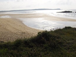Beautiful Chalet With Spectacular Ocean Views