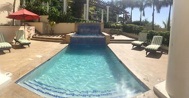 Sea Vue Luxury Vacation Condominiums