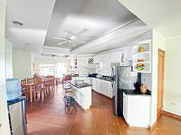 Sea Vue Luxury Vacation Condominiums