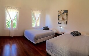 Sea Vue Luxury Vacation Condominiums