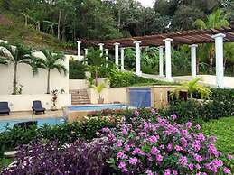 Sea Vue Luxury Vacation Condominiums