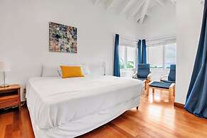 Sea Vue Luxury Vacation Condominiums
