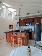 Sea Vue Luxury Vacation Condominiums