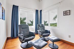Sea Vue Luxury Vacation Condominiums