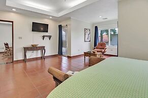 Sea Vue Luxury Vacation Condominiums