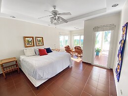 Sea Vue Luxury Vacation Condominiums