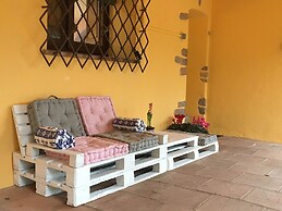 Room in Guest Room - Vacarisses- Torreblanca Estación