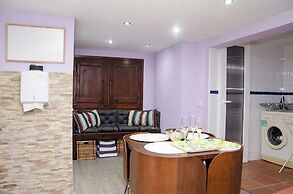 Room in Guest Room - Vacarisses- Torreblanca Estación