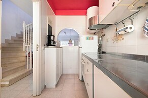 Well Maintained House in Chayofa With Pool