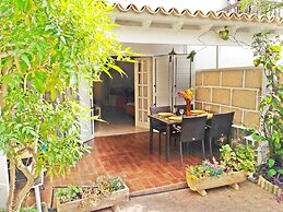 Well Maintained House in Chayofa With Pool