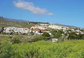 Well Maintained House in Chayofa With Pool