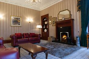 Newton Manor House -7 Bedroom House