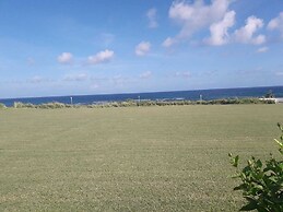 Beautiful 1-bed Beach Side Studio in Montego Bay