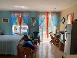 Beautiful 1-bed Beach Side Studio in Montego Bay