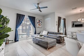 4802 LL Dream Getaway Luxury Townhome w/ Pool