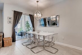 4802 LL Dream Getaway Luxury Townhome w/ Pool