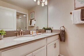 4802 LL Dream Getaway Luxury Townhome w/ Pool