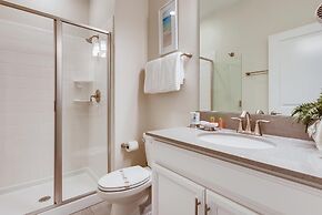 4802 LL Dream Getaway Luxury Townhome w/ Pool