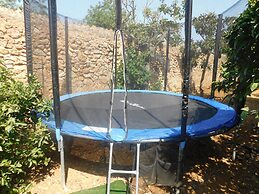 Charming Villa With Private Pool