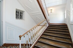 Duplex Plaza Santa Ana
