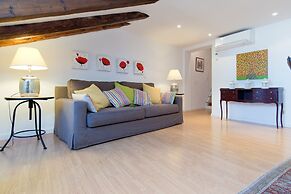 Duplex Plaza Santa Ana