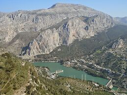 Rural Apartments Overlooking the Lake