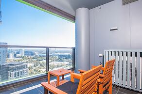 Luxury 2bed2bath APT @opaltower +view