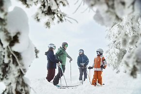 The Lodge at Vail 2 BR Condo in the Heart of Vail by RedAwning - Save 