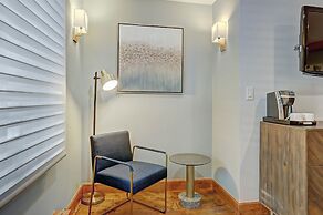 The Lodge at Vail 2 BR Condo in the Heart of Vail by RedAwning - Save 