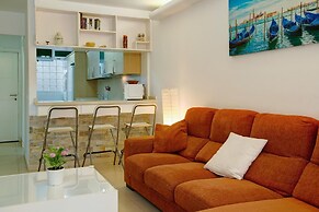 The Apartment Lasbur06