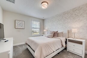 1596 MC - Enchanted 6BR Villa: Pool, Magic for 14