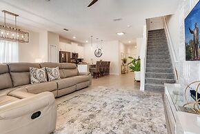 4801 ML - Ideal Retreat Townhome Oasis With Pool