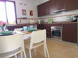 Golf Fields Apt, Seaview, Pool, Free Parking