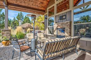 Pony Express Way 16795