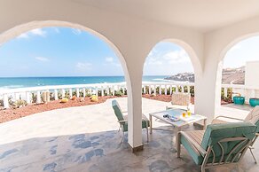 Terrazas del Mar Villa on the Beach Sea Terrace Wifi Free Golf Ecologi