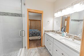 Splitrock Lane 3
